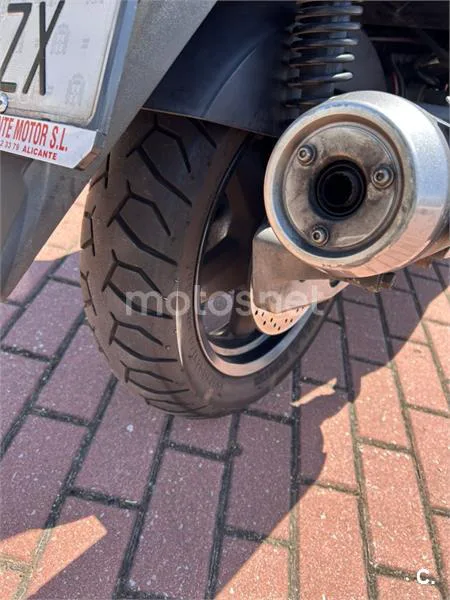 Yamaha XMAX 125 – Vista 10