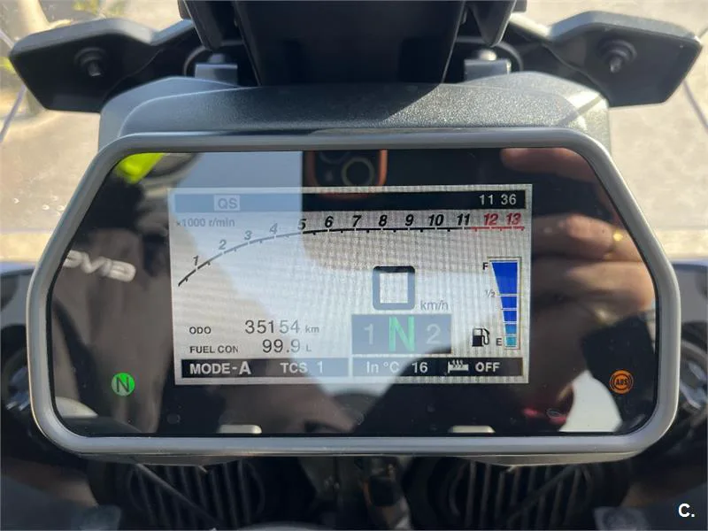 Yamaha Tracer 900 – Vista 9
