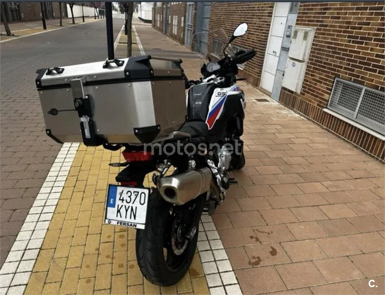BMW F 750 – Vista 6