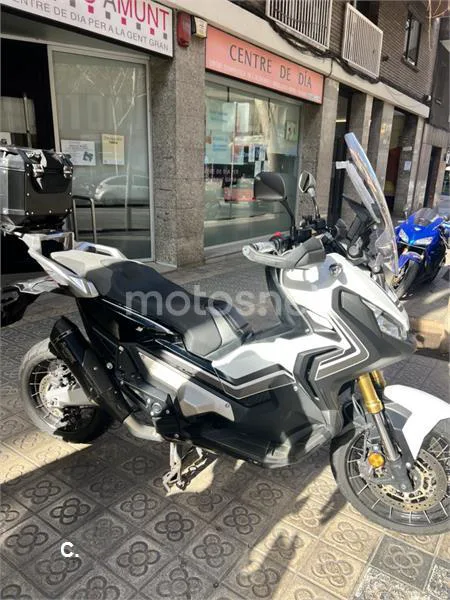 Honda X-ADV – Vista 5