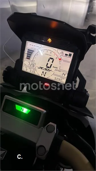 Honda X-ADV – Vista 10