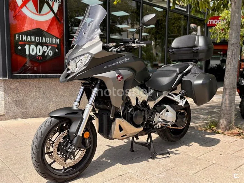 Honda VFR 800 F – Vista 4
