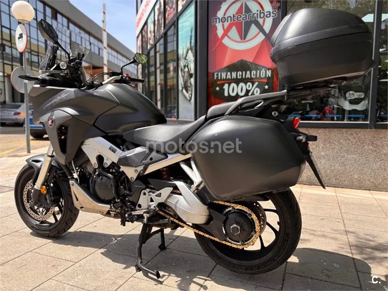 Honda VFR 800 F – Vista 10