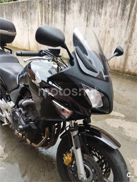 Honda CBF 600S – Vista 3
