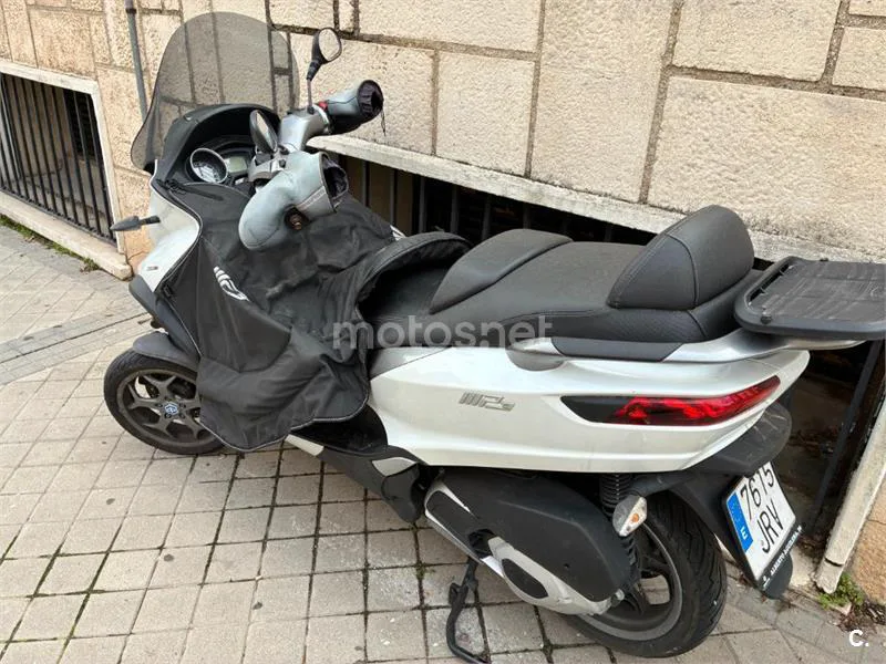 Piaggio MP3 – Vista 2