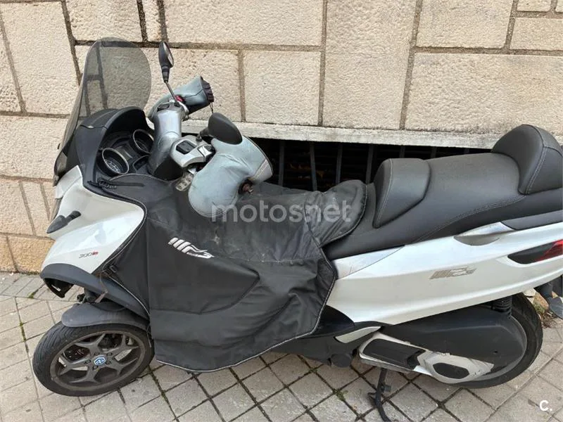 Piaggio MP3 – Vista 3