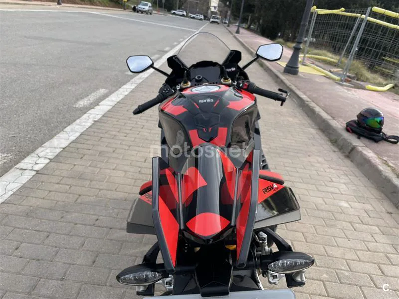 Aprilia RSV4 1100 – Vista 6