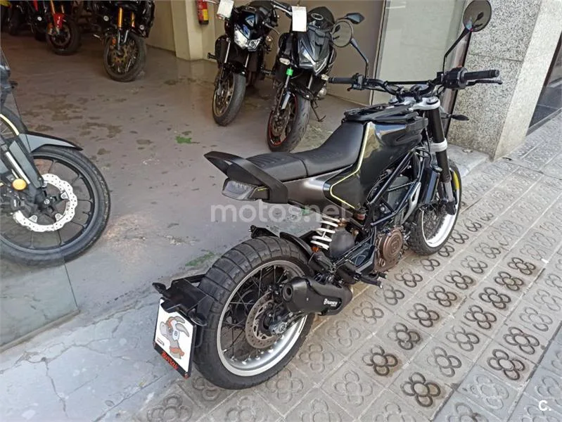 Husqvarna Svartpilen 401 – Vista 6