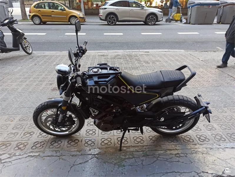 Husqvarna Svartpilen 401 – Vista 7