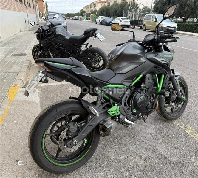 Kawasaki Z 650 – Vista 6