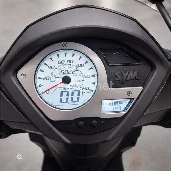 SYM Symphony ST 125 – Vista 5