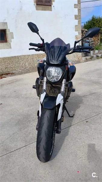 Yamaha MT-07 – Vista 9