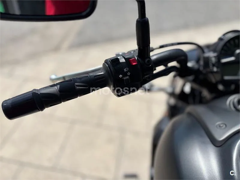 Kawasaki Vulcan S - Vista 14