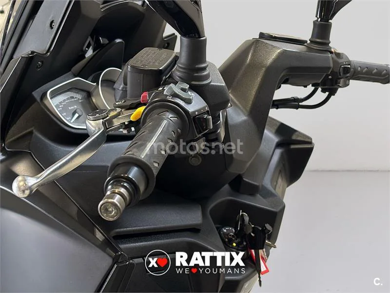Kymco Xciting S 400 – Vista 11