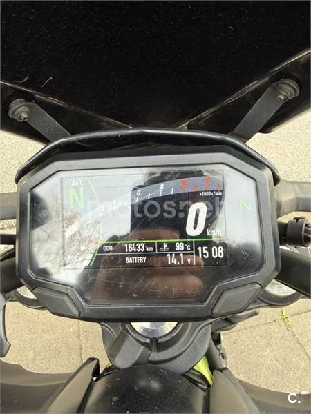 Kawasaki Z650 – Vista 2