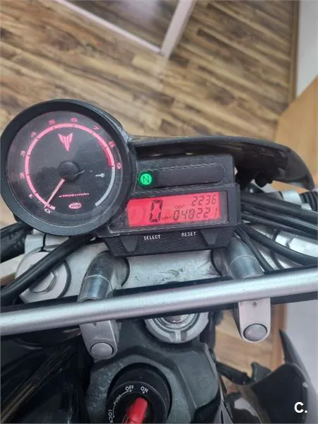 Yamaha MT-03 – Vista 8