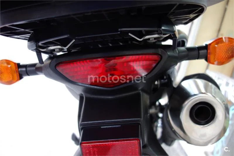 Suzuki V-Strom 650 XT – Vista 10
