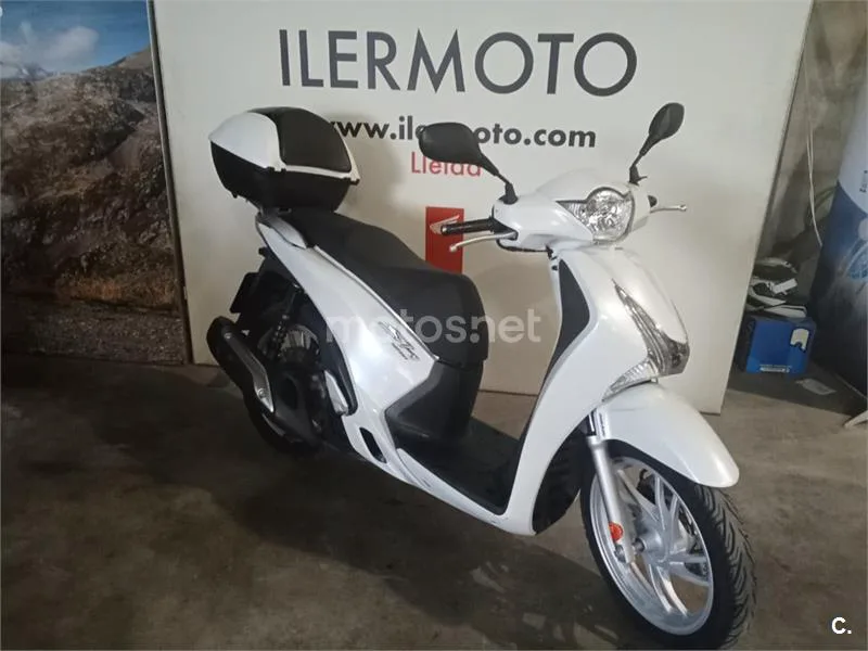 Honda SH 125i – Vista 4