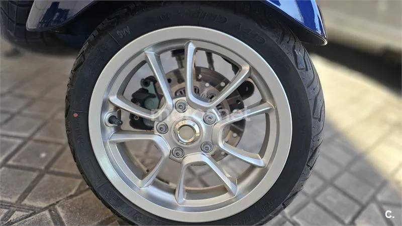 Vespa Primavera – Vista 12