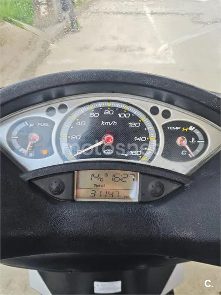 Yamaha XMAX 125 – Vista 4