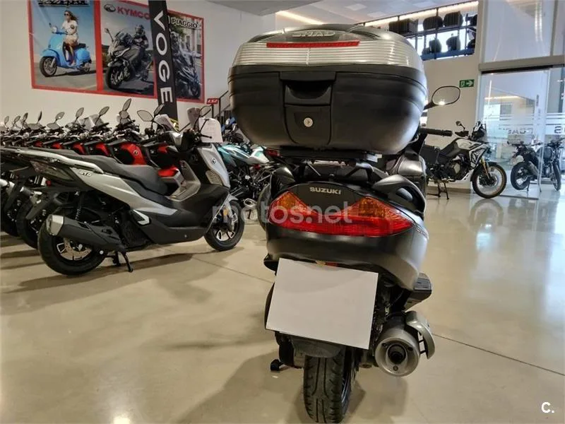 Suzuki Burgman 200 Executive – Vista 12