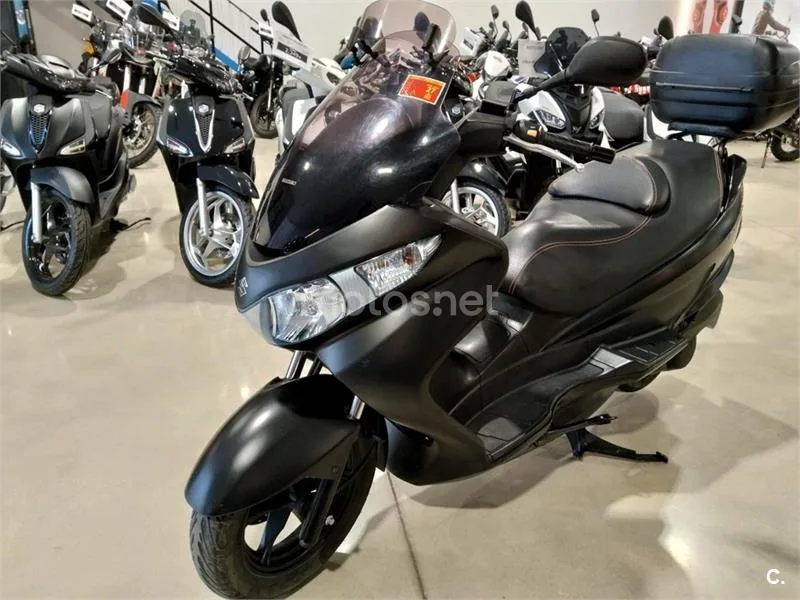 Suzuki Burgman 200 Executive – Vista 4