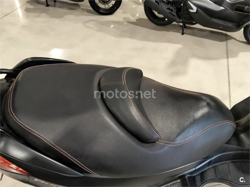 Suzuki Burgman 200 Executive – Vista 9