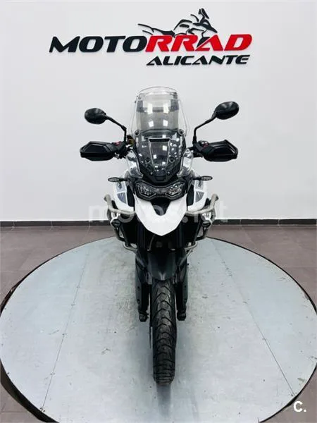 Triumph Tiger 900 – Vista 13