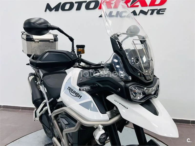 Triumph Tiger 900 – Vista 17