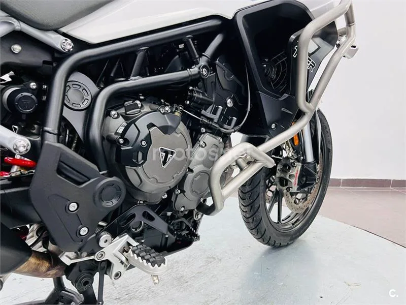 Triumph Tiger 900 – Vista 7
