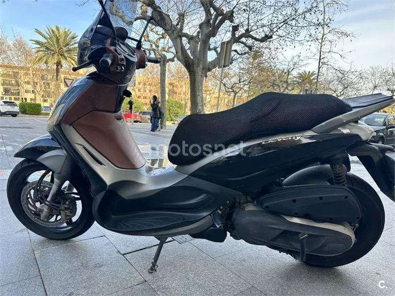 Piaggio Beverly Sport Touring 350 – Vista 2