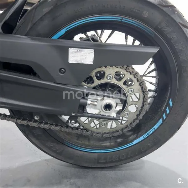 CFMOTO 800MT – Vista 8