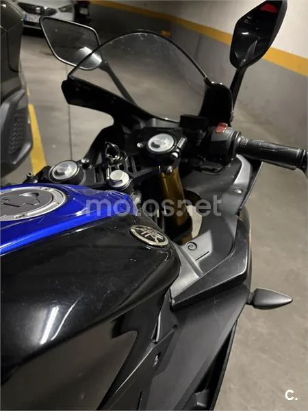 Yamaha R125 – Vista 4