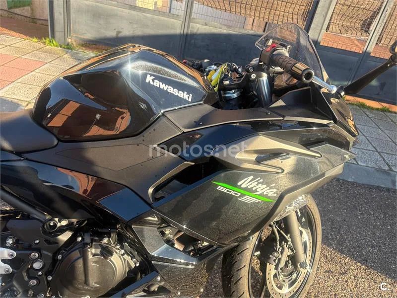 Kawasaki Ninja 500 – Vista 5