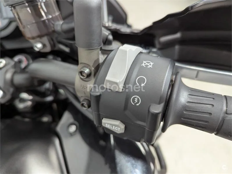 Kawasaki Versys 1000 – Vista 10
