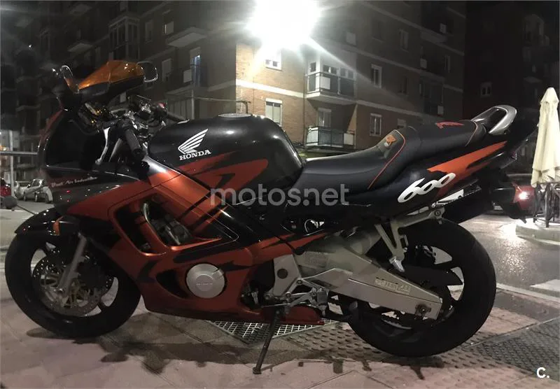 Honda CBR 600F – Vista 6