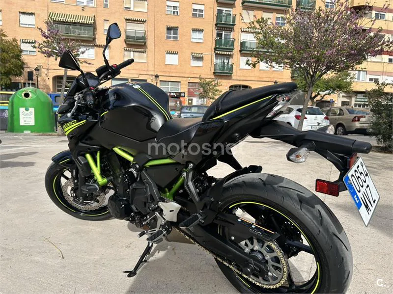 Kawasaki Z 650 – Vista 3