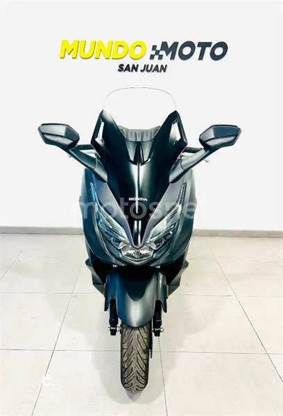 Honda Forza 125 – Vista 3