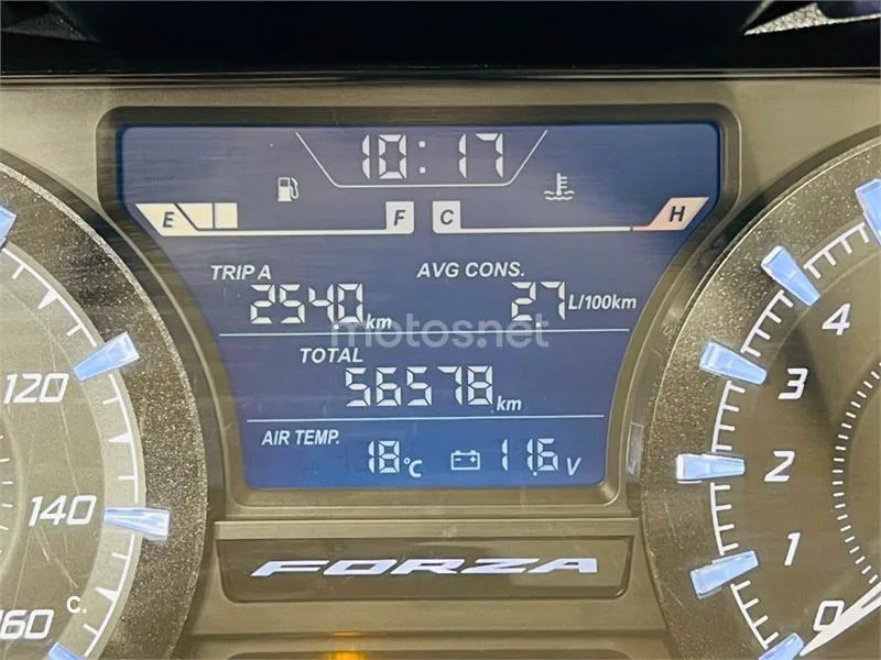 Honda Forza 125 – Vista 9