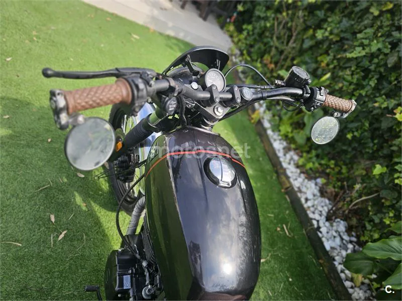 Brixton Cromwell 250 – Vista 7