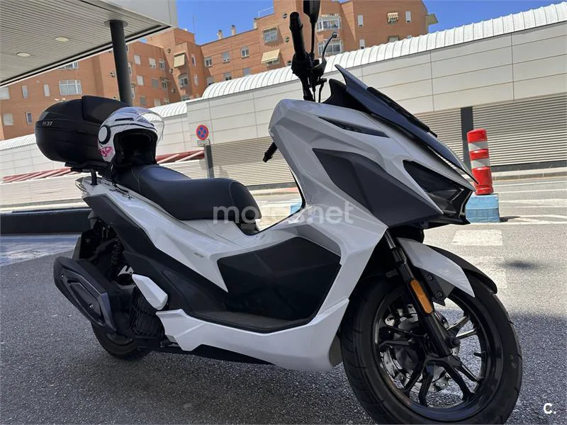 SYM Jet X 125 – Vista 4