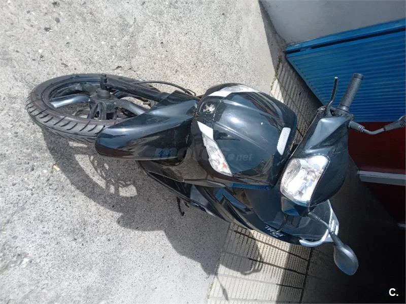 Peugeot TWEET 50 – Vista 4