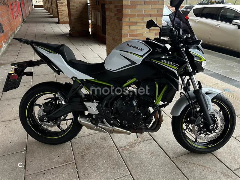 Kawasaki Z 650 – Vista 4