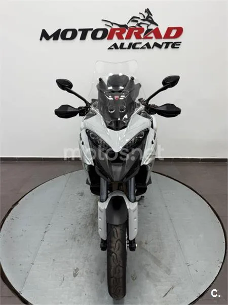 Ducati Multistrada V4 – Vista 15