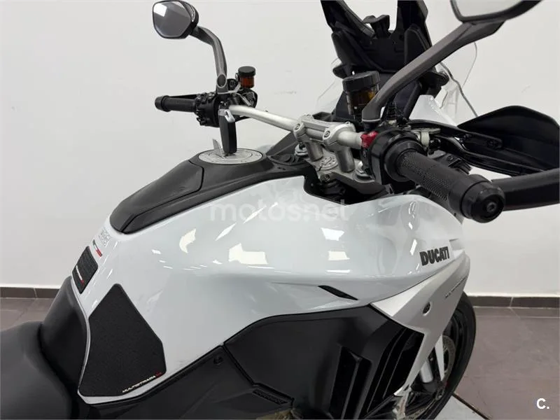 Ducati Multistrada V4 – Vista 8