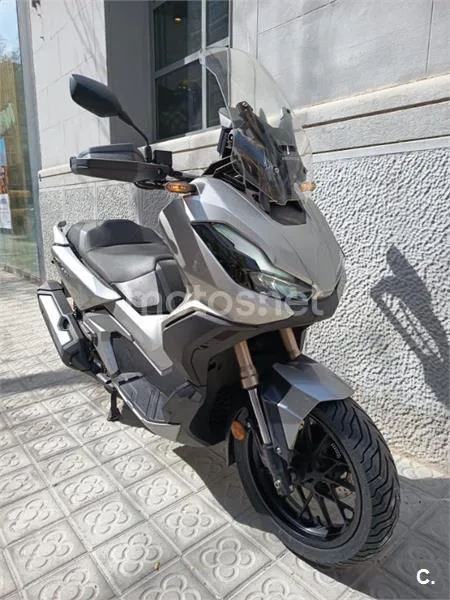 Honda ADV 350 – Vista 4