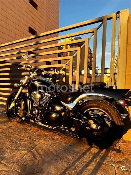 Suzuki Intruder M800 – Vista 7