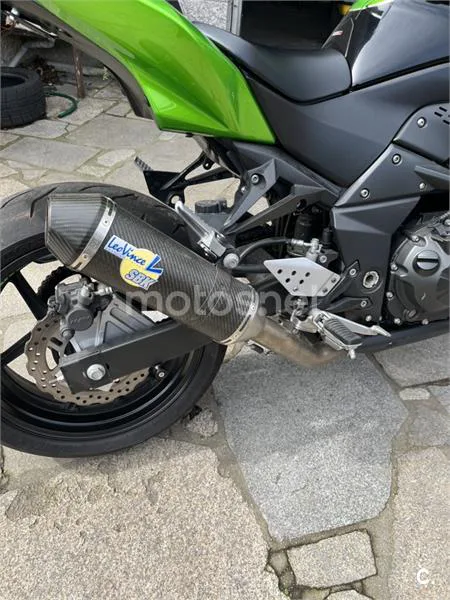 Kawasaki Z 750 – Vista 2