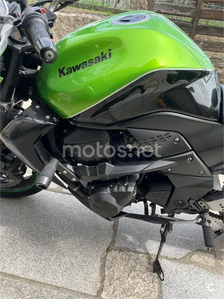 Kawasaki Z 750 – Vista 3