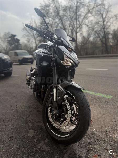 Kawasaki Z 900 – Vista 3